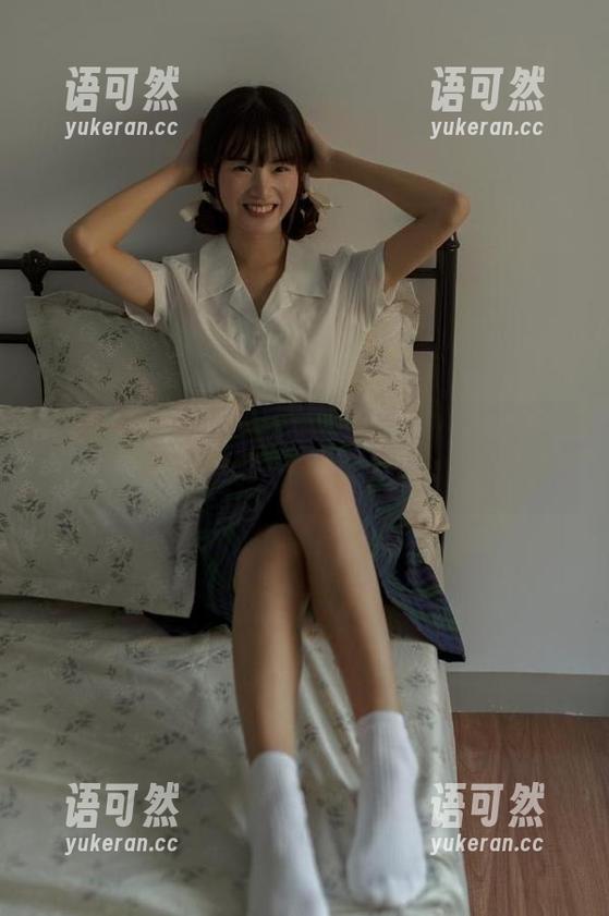 Yuna (윤아)的狂野疆界：揭开SAINTPhotolife作品集与原图的神秘面纱